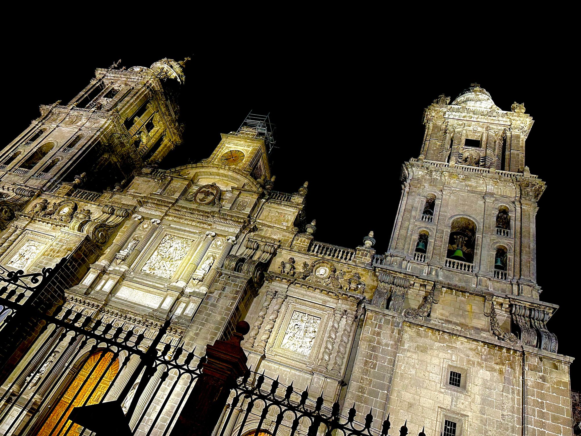 Mexico City Metropolitan Cathedral: A Historical Overview of an Architectural Marvel