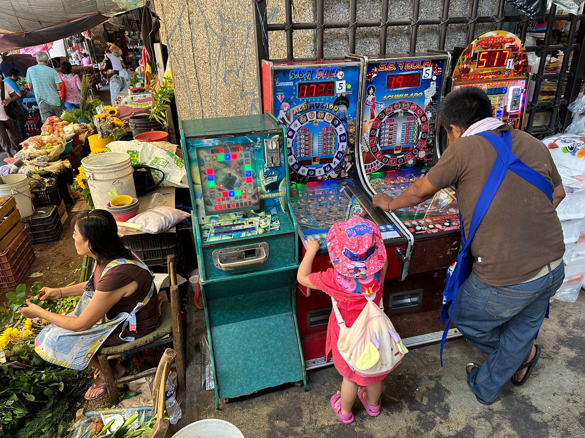 Unseen Faces, Unforgettable Moment: A Game of Life in La Merced