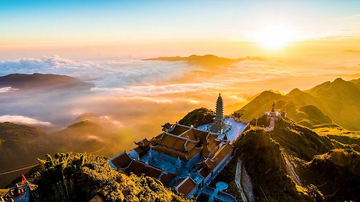 Bich Van Pagoda | Bich Van Thien Temple: A Sacred Haven Amidst the Peaks