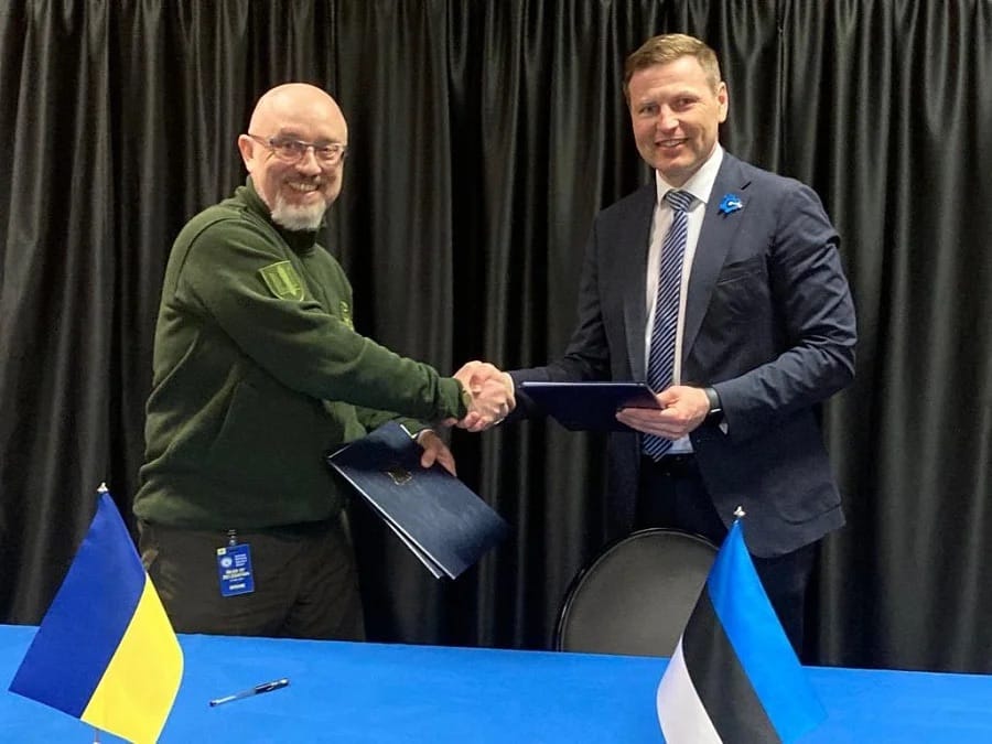 Estonia and Ukraine Sign Defense Cooperation Agreement post image