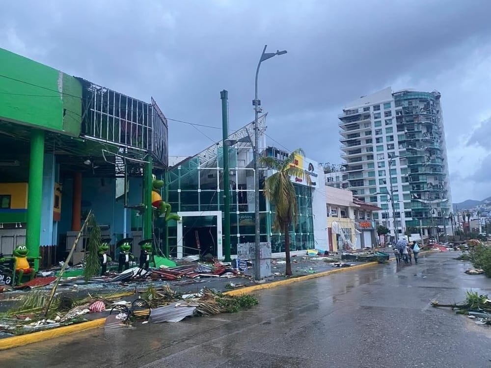 Catastrophic Aftermath: Acapulco Reels from Hurricane Otis's Wrath post image