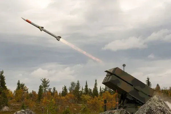 Lithuania Acquires 36 AMRAAM Missiles from the United States, Bolstering Its Air Defense Systems