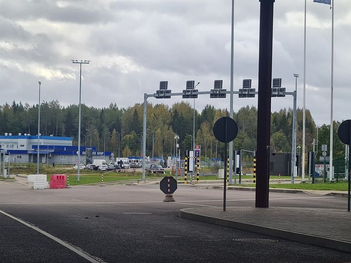 Latvia Closes Two Border Crossings with Russia in Response to Ukraine Travel Restrictions